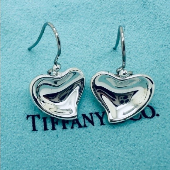 Tiffany & Co 💯% Auth Elsa Peretti 925 Silver Full Heart Dangle Earrings w/Pouch